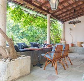 2 bedroom sea view apartment near Dubrovnik old town.